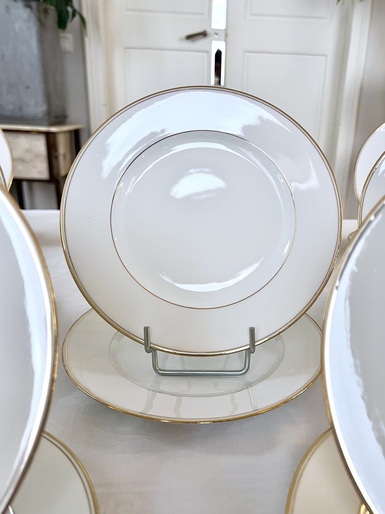 assiettes-a-dessert-anciennes-porcelaine-de-limoges-vaisselle-20e-siecle-blanc-et-or-brocante-antiquites-vintage