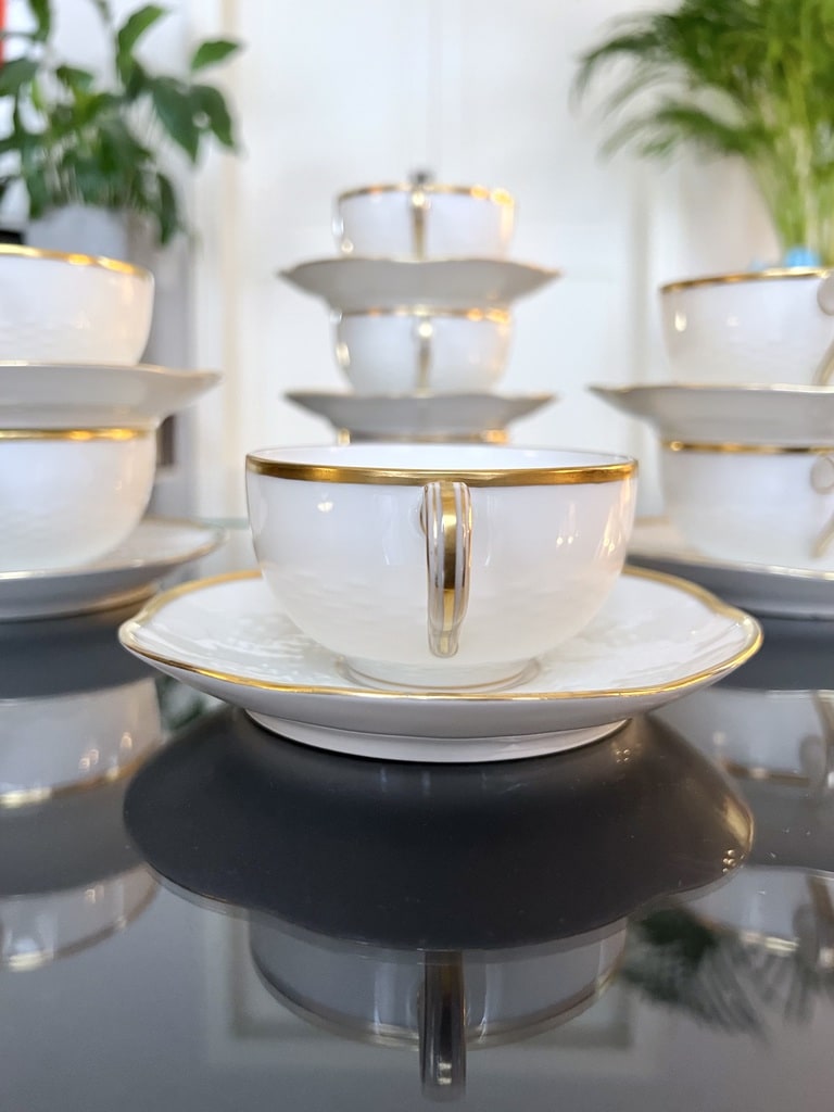 tasses-a-the-cafe-anciennes-porcelaie-rouard-20e-siecle-brocante-antiquites-vaisselle-vintage