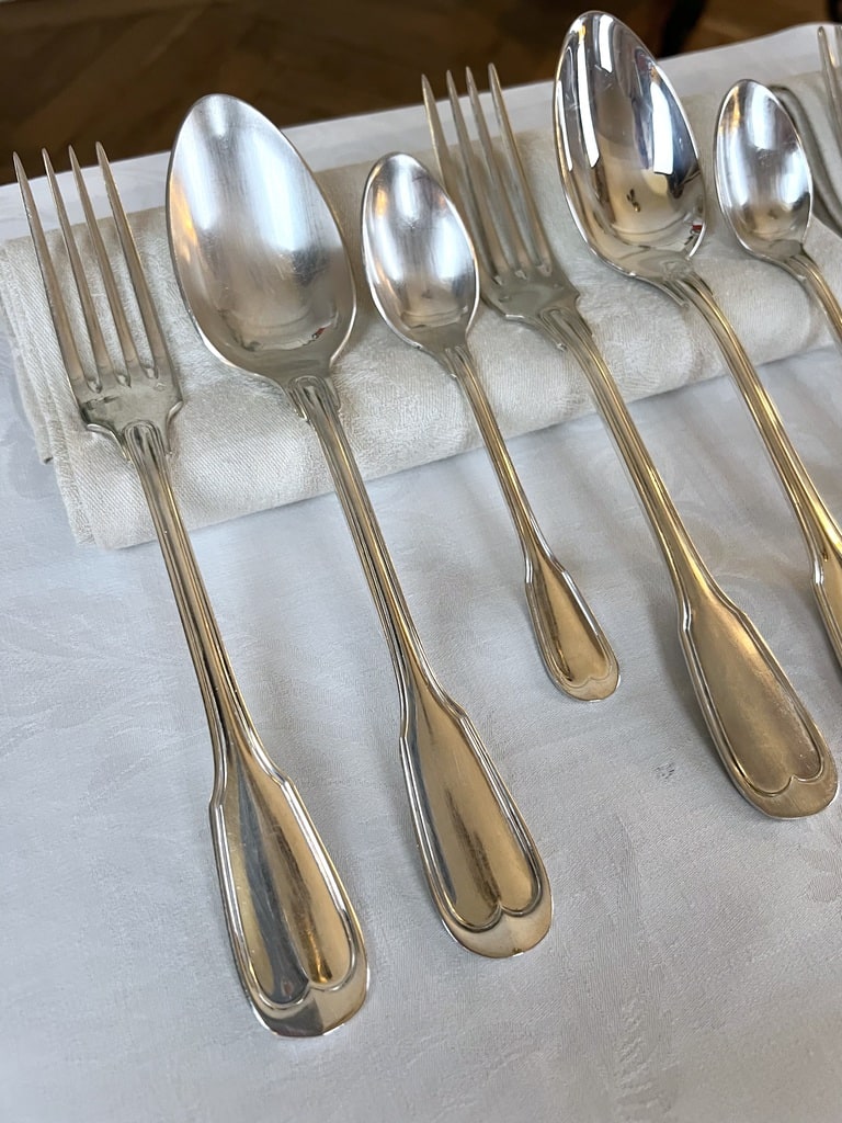 couverts-art-deco-metal-argente-menagere-art-deco-36-pieces-vaisselle-moderne-20e-siecle-brocante-antiquites