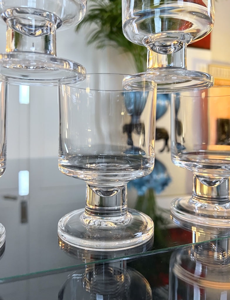 verres-a-pied-vintage-vaisselle-style-1970-brocante-antiquites-art-de-la-table