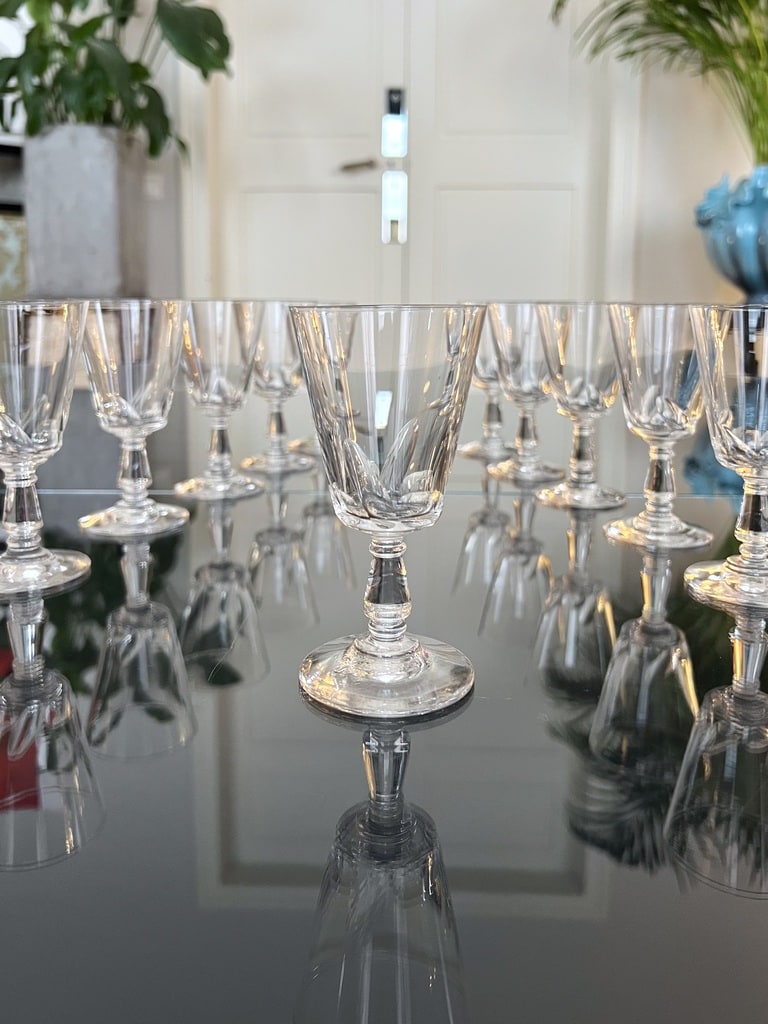 verres-vin-blanc-cristal-brocante-vaisselle-ancienne-19e-siecle-antiquaire
