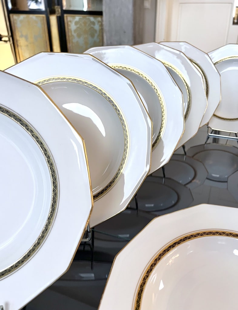 assiettes-creuses-porcelaine-limoges-lanternier-decor-or-fin-art-de-la-table-moderne-vaisselle-blanche-brocante-antiquites