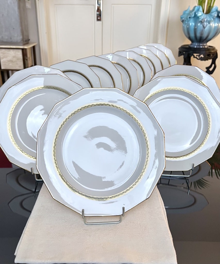 service-de-table-ancien-assiettes-plates-porcelaine-limoges-lanternier-vaisselle-blanche-moderne-style-art-deco-brocante-antiquaire