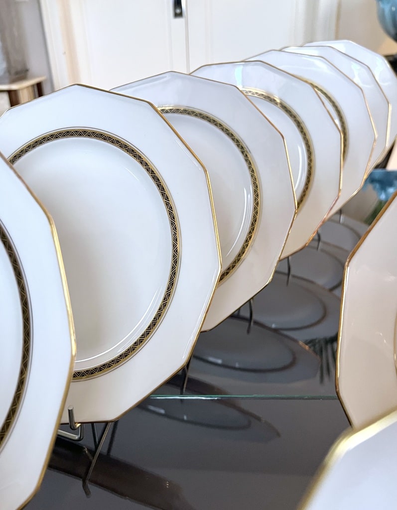 service-de-table-ancien-porcelaine-limoges-vaisselle-blanche-et-or-art-de-la-table-style-moderne-art-deco-brocante-vintage