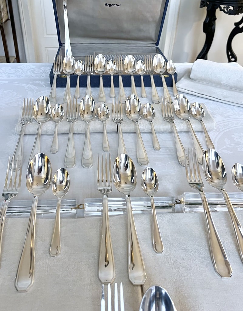 couverts-anciens-style-art-deco-metal-argente-couverts-moderne-20e-siecle-brocante-antiquaire