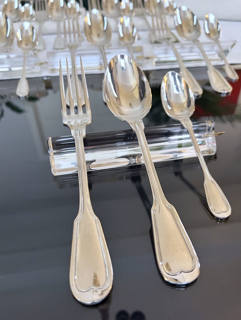 couverts-metal-argente-menagere-art-deco-fourchettes-cuilleres-potage-dessert-brocante-art-de-la-table-antiquaire