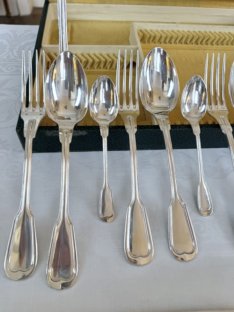 menagere-art-deco-metal-argente-couverts-anciens-brocante-antiquaire-art-de-la-table-vintage