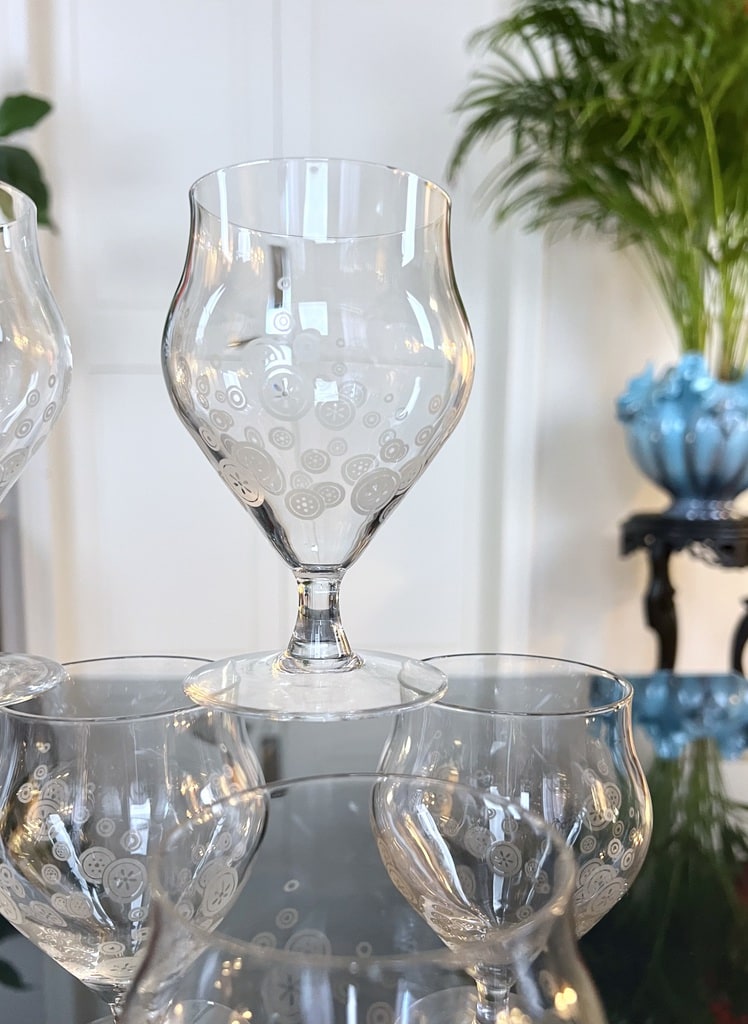 service-de-verres-anciens-en-cristal-epoque-art-deco-decor-grave-acide-art-de-la-table-vaisselle-vintage-1930-antiquaire-brocante