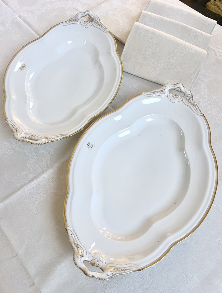 plats-de-service-ovale-porcelaine-limoges-jean-pouyat-monogrammes-service-de-table-vaisselle-ancienne-antiquaire-brocante
