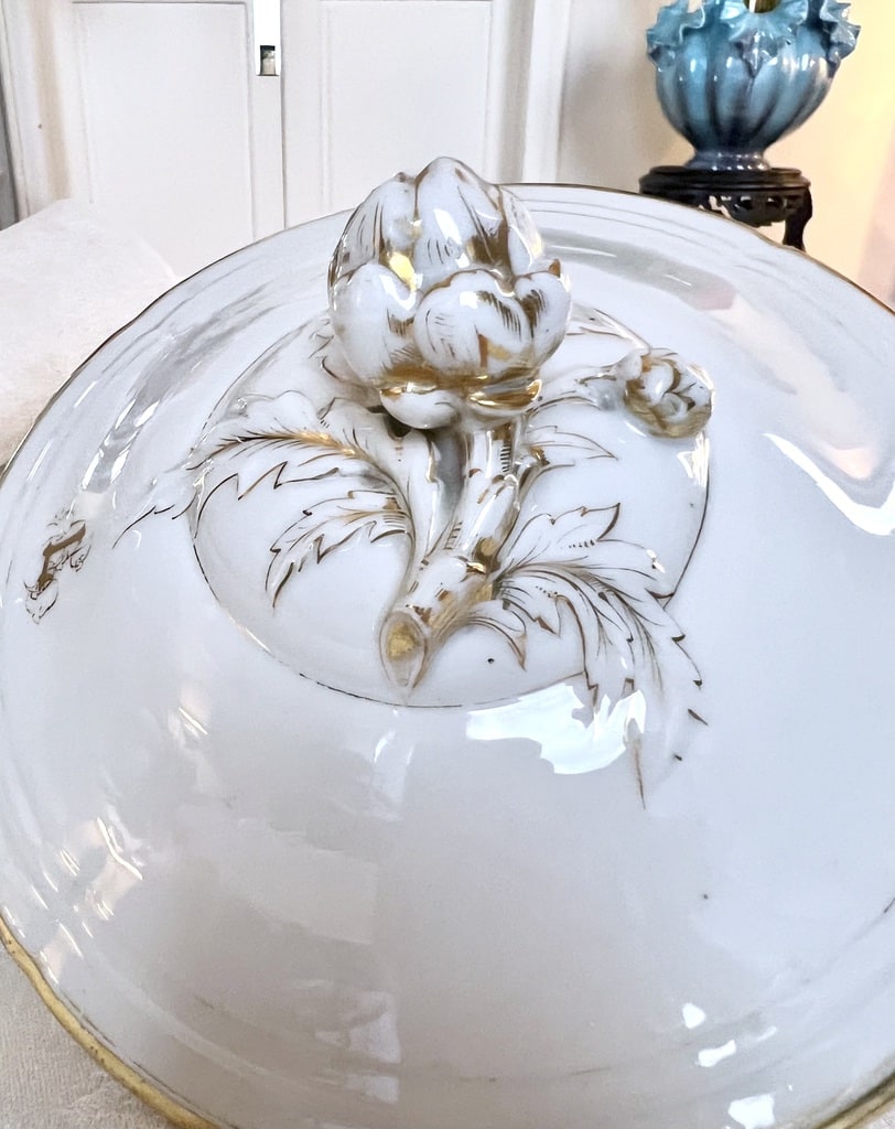 fretel-de-legumier-couvert-artichaut-jean-pouyat-monogramme-decor-or-fin-vaisselle-ancienne-brocante-antiquaire