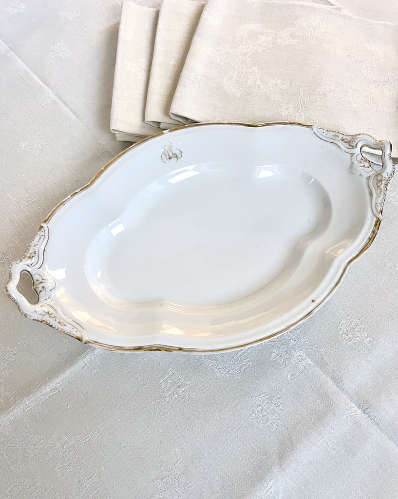 plat-de-service-ancien-jean-pouyat-porcelaine-limoges-monogrammes-vaisselle-ancienne-antiquaire-brocante