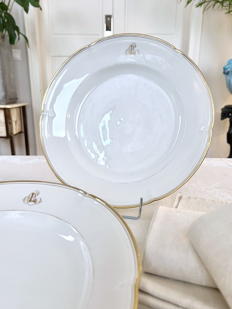 plat-de-service-ancien-monogrammes-or-fin-porcelaine-limoges-jean-pouyat-brocante-antiquaire