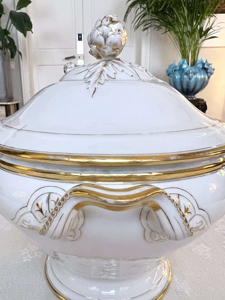 soupiere-porcelaine-limoges-monogrammes-or-fin-manufacture-jean-pouyat-brocante-antiquaire