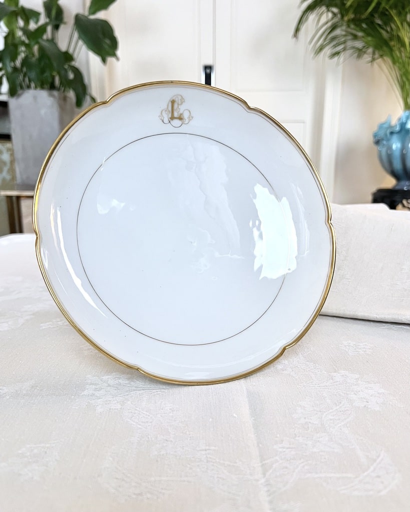 compotier-coupe-de-service-porcelaine-limoges-jean-pouyat-blanc-or-fin-monogrammes-antiquaire-brocante