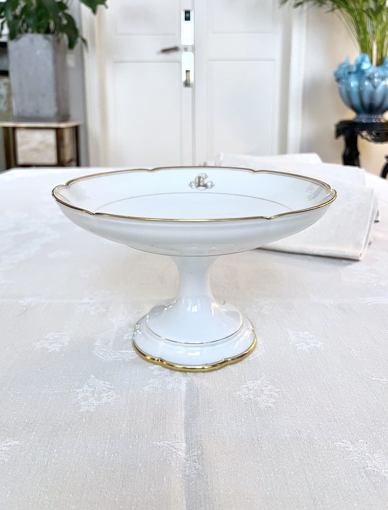 coupe-de-service-compotier-porcelaine-blanche-et-or-limoges-jean-pouyat-brocante-antiquaire