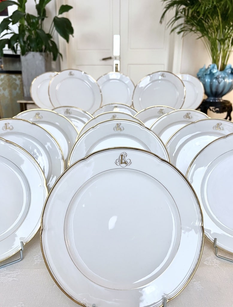 service-de-table-ancien-style-vieux-paris-porcelaine-limoges-manufacture-jean-pouyat-monogrammes-initiales-filets-or-fin-brocante-antiquaire