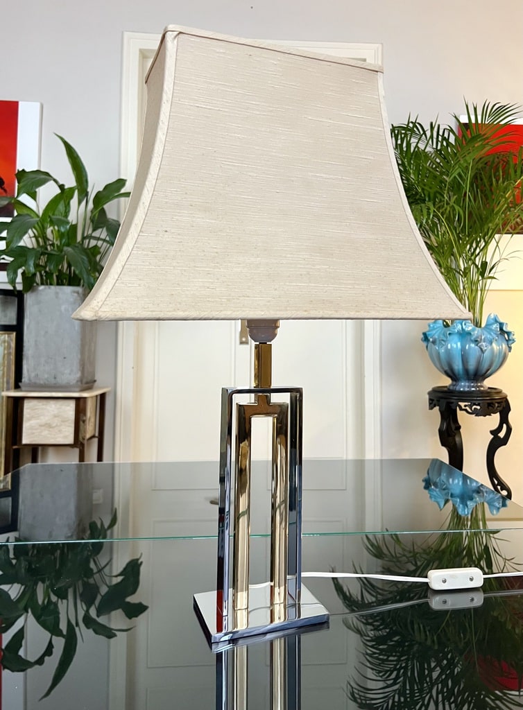 lampe-vintage-en-metal-chrome-vernis-dore-luminaire-moderne-1970-1980-abat-jour-textile-lampe-design-italien-brocante-antiquites
