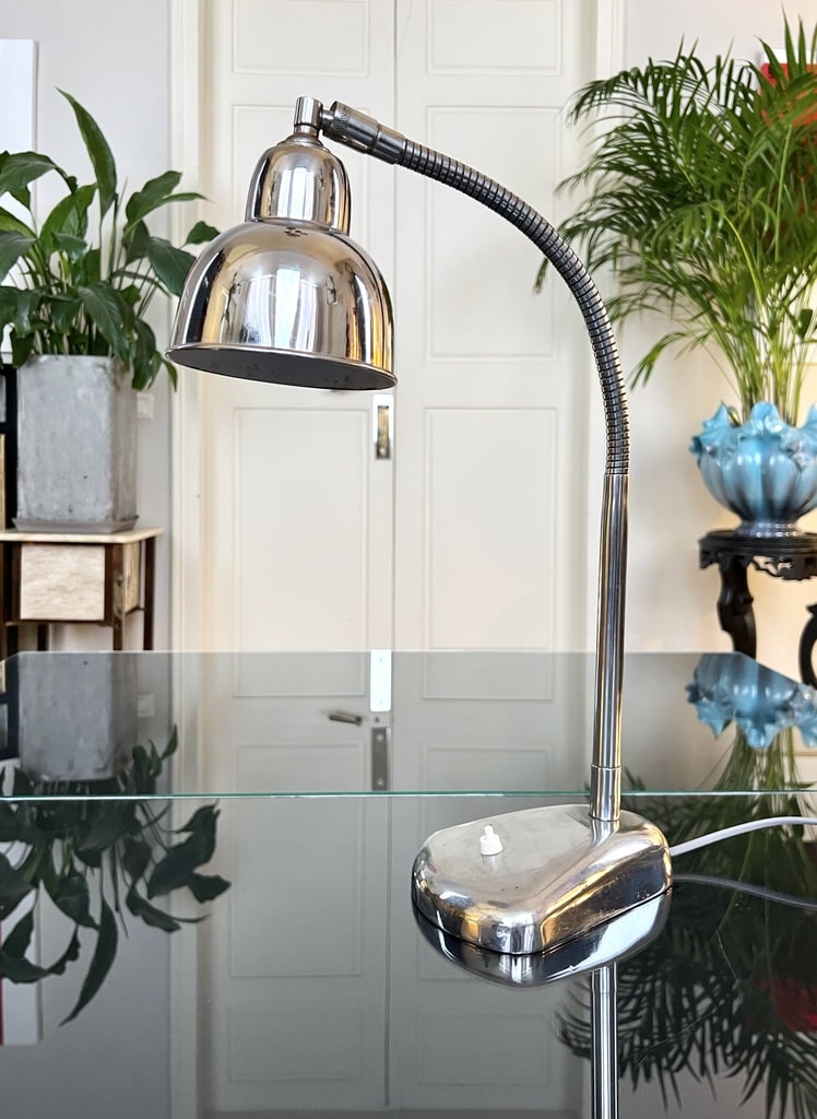 lampe-vintage-bureau-atelier-metal-chrome-bras-articule-1950-1960-brocante-luminaire-ancien-antiquaire-style-jumo