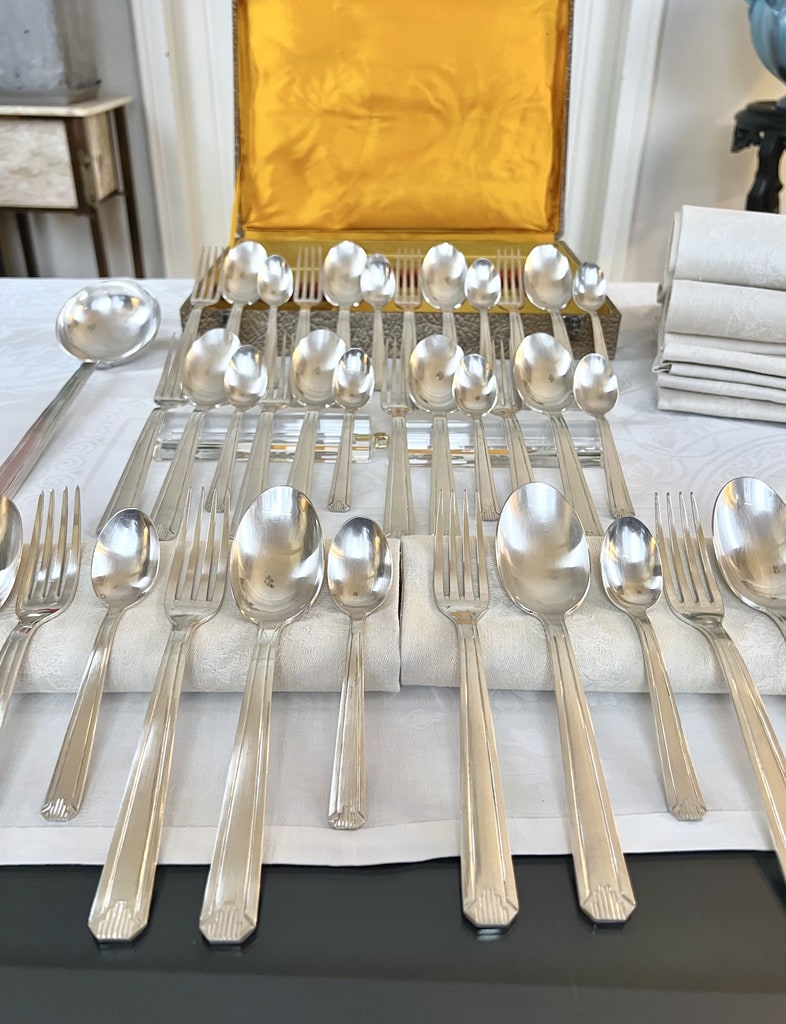 menagere-ancienne-metal-argente-style-art-deco-1930-brocante-art-de-la-table-antiquaire-vaisselle-ancienne