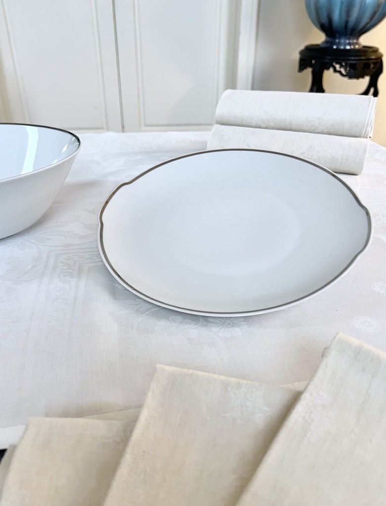 plat-a-gateau-tarte-porcelaine-vintage-service-de-table-moderne-style-1970-filet-platine-brocante-vaisselle-20e-siecle