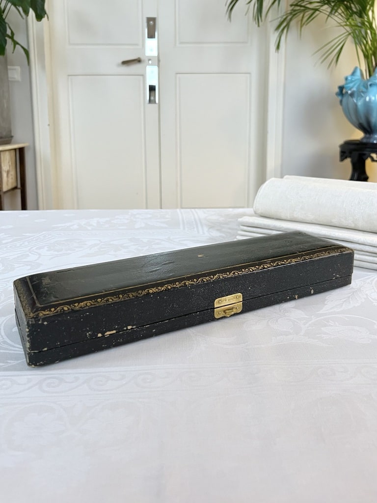 coffret-de-couverts-anciens-menagere-art-de-la-table-vaisselle-brocante-antiquites