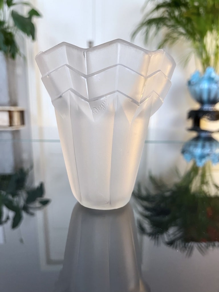 tulipe-verre-depoli-art-deco-degue-luminaire-lustre-moderne-antiquaire-brocante