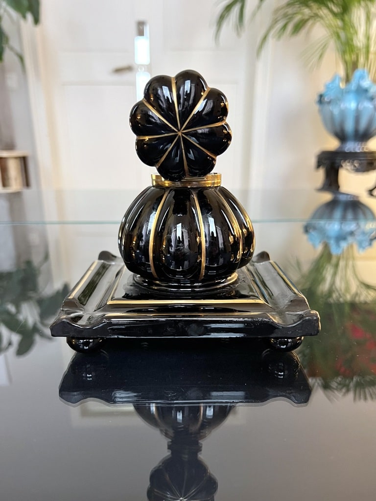 encrier-art-deco-style-moderne-1930-porcelaine-noir-filets-or-fin-laiton-brocante-objets-bureau-vitrine-decoration-antiquaire