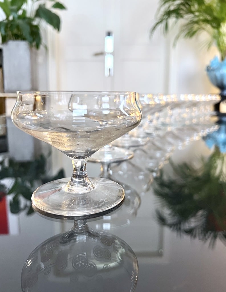 coupe-a-champagne-en-cristal-service-de-verres-anciens-art-deco-grave-a-l-acide-brocante-antiquites-art-de-la-table