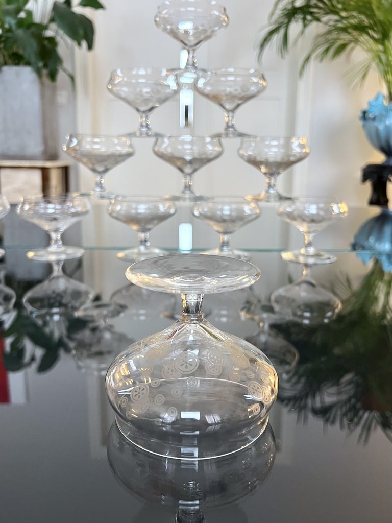 service-coupes-a-champagne-en-cristal-style-art-deco-art-de-la-table-1930-style-moderne-vaisselle-ancienne-brocante-antiquites