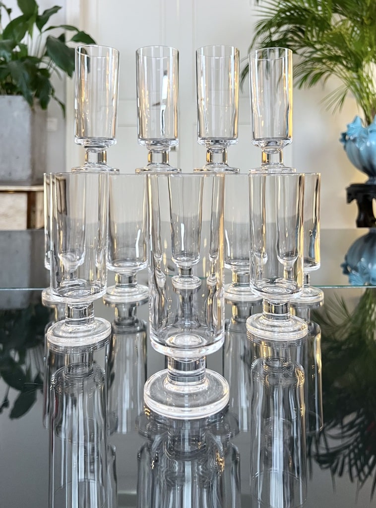 service-flutes-champagne-cristal-vaisselle-vintage-1970-style-moderne-brocante-vaisselle-ancienne-antiquaire