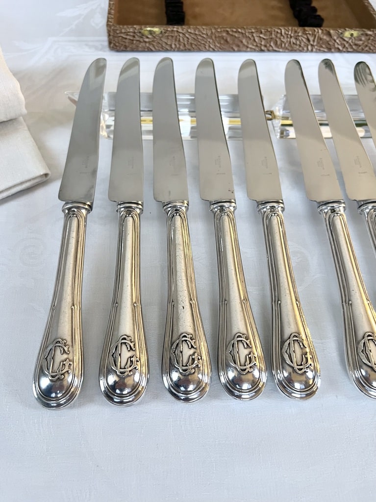 couteaux-anciens-puiforcat-monogrammes-poincon-minerve-manche-argent-fourre-antiquaire-brocante-vintage