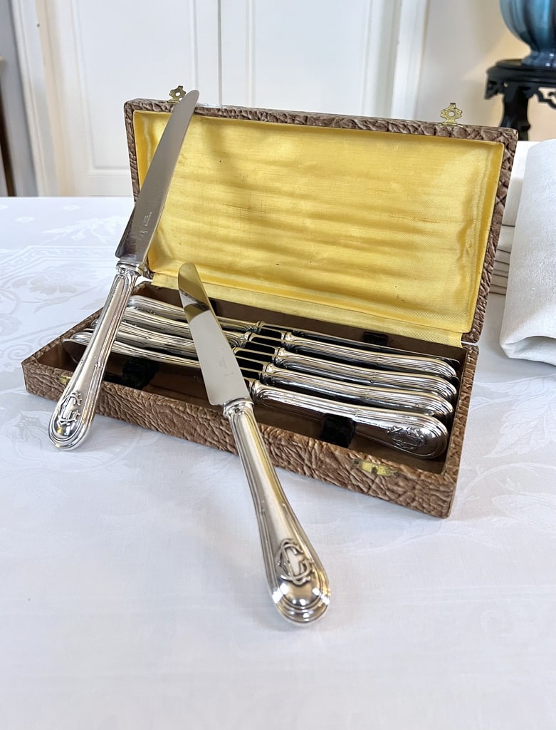 couteaux-argent-fourre-puiforcat-monogrammes-lames-inox-nogent-couverts-anciens-france-antiquaire-brocante