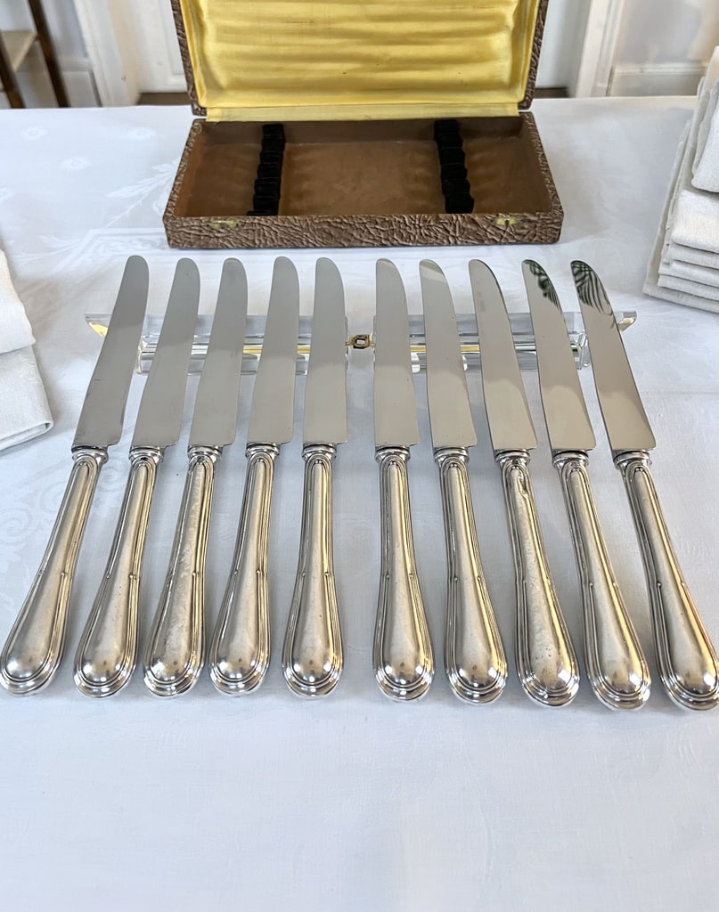 coffret-de-couteaux-anciens-manche-en-argent-poincon-minerve-orfevre-puiforcat-vaisselle-menagere-couverts-antiquites-brocante-france