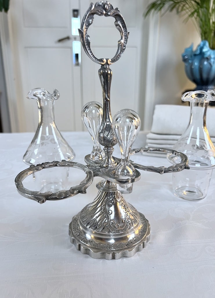 serviteur-a-huile-vinaigre-regule-argente-flacons-verre-souffle-grave-brocante-antiquites-vaisselle