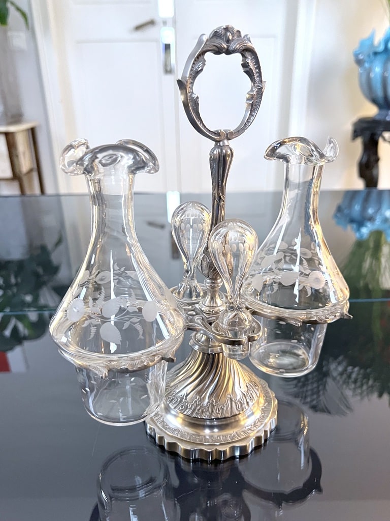 serviteur-de-table-en-regule-argente-huile-vinaigre-verre-souffle-vaisselle-classique-francaise-brocante-antiquaire