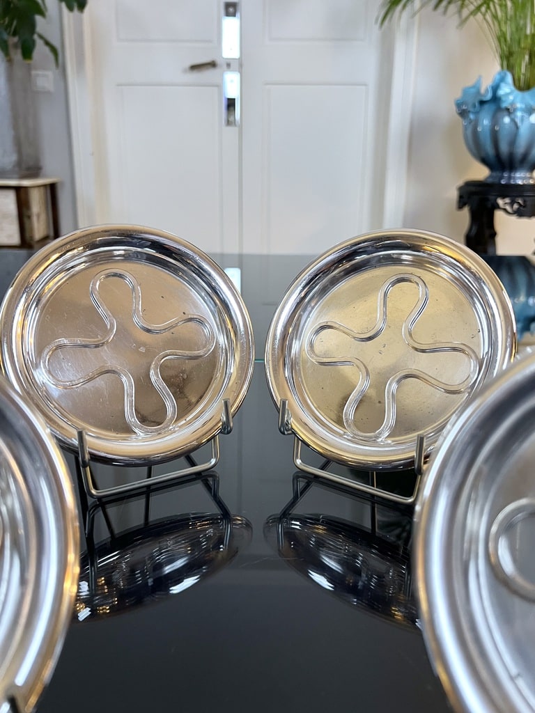dessous-de-bouteilles-metal-blanc-bouteille-accessoire-de-table-vaisselle-ancienne-antiquaire-brocante