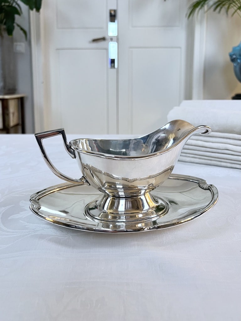 sauciere-a-plateau-vintage-en-metal-argente-modele-coquille-brocante-antiquites