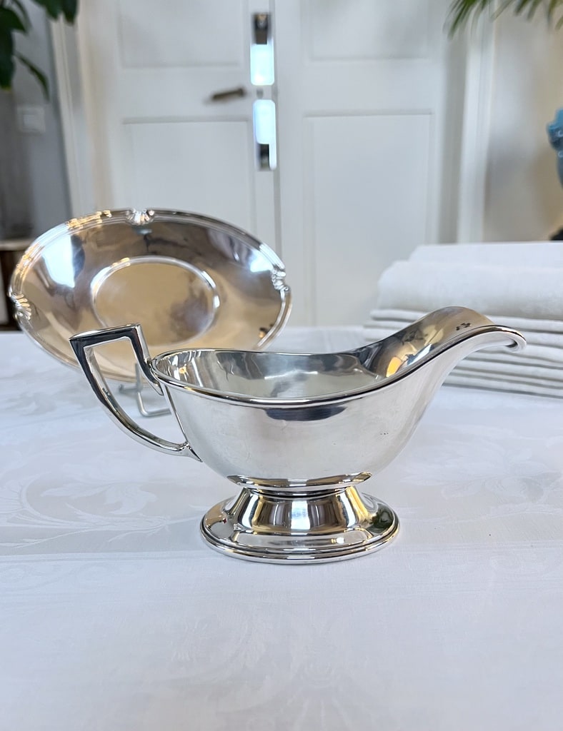 sauciere-vintage-metal-argente-plateau-service-de-table-art-de-la-table-brocante-antiquaire