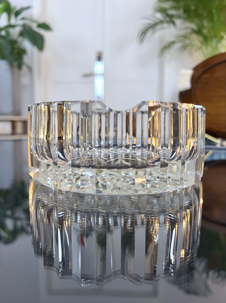cendrier-en-cristal-taille-art-deco-moderniste-decoration-chic-antiquaire-france-brocante-vintage