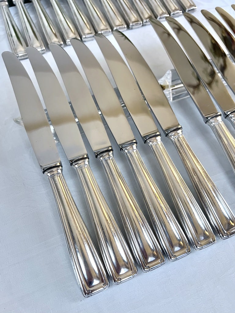 service-couteaux-art-deco-metal-argente-coffret-24-pieces-menagere-ancienne-brocante-antiquites-art-de-la-table