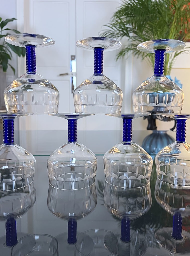 verres-souffles-decor-grave-art-deco-vaisselle-moderne-service-ancien-1930-brocante-antiquaire-art-de-la-table