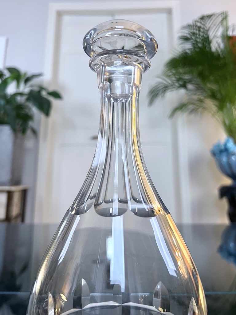 carafe-a-eau-ancienne-verre-cisele-art-de-la-table-brocante-vaisselle-vintage-antiquites