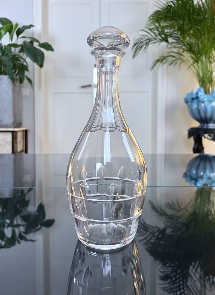 carafe-bouteille-a-eau-en-verre-cisele-avec-bouchon-vaisselle-vintage-style-moderne-antiquites-brocante-29e-siecle