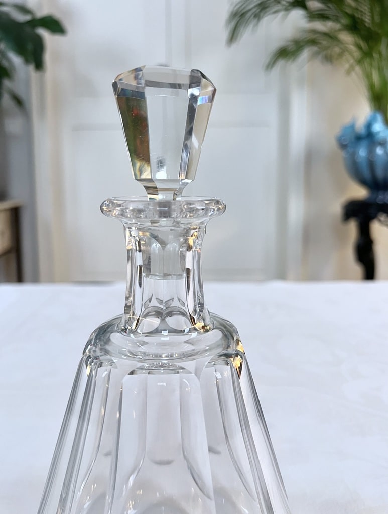 bouteille-baccarat-cristal-carafe-service-de-table-verrerie-moderne-taille-cotes-plates-antiquaire-brocante