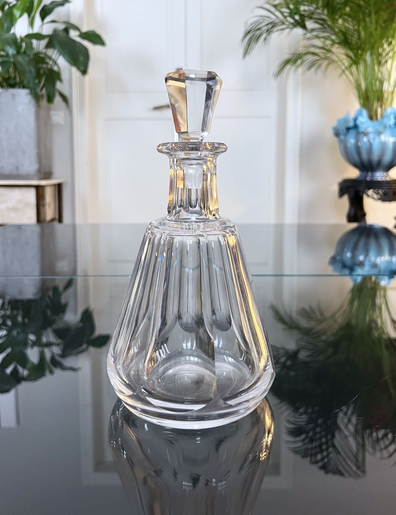 carafe-bar-vin-alcool-en-cristal-baccarat-cote-plates-vaisselle-ancienne-antiquaire-art-de-la-table-brocante-en-ligne