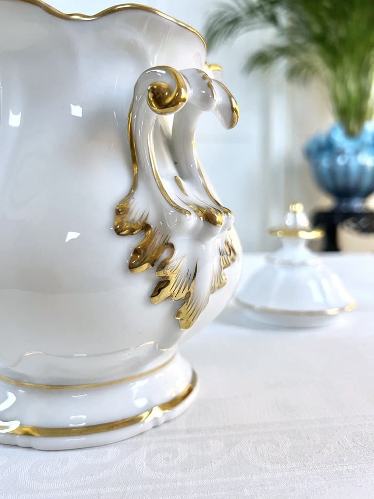 sucrier-porcelaine-vieux-paris-19e-siecle-haviland-blanc-dore-or-vaisselle-classique-francaise-antiquaire-brocante-vintage