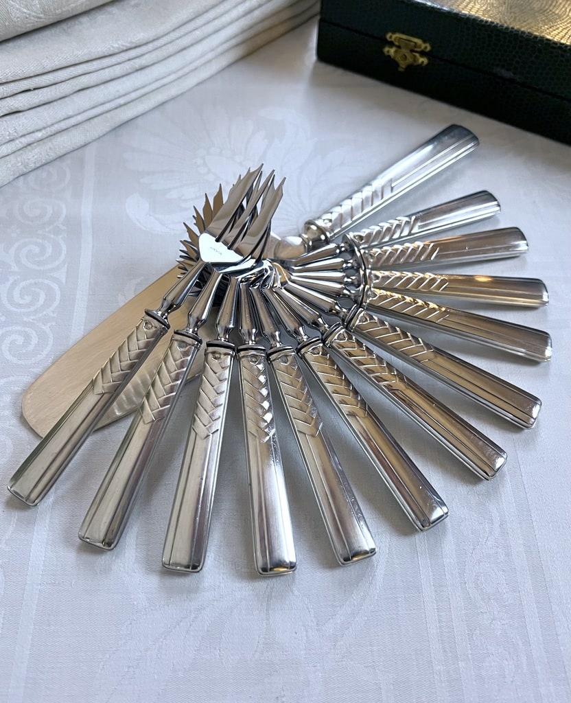 fourchettes-a-gateau-pelle-a-tarte-en-argent-service-couverts-anciens-dessert-menagere-vintage-antiquaire-brocante-argenterie