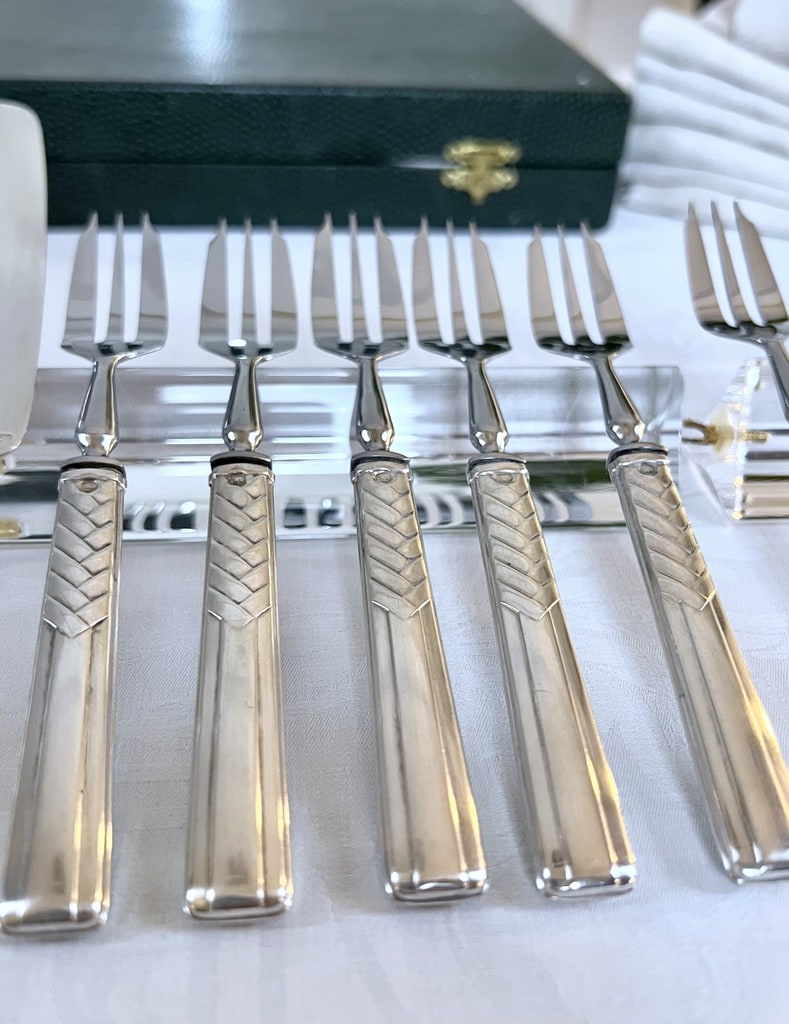 fourchette-a-gateau-en-argent-service-couverts-a-dessert-pelle-a-gateau-brocante-art-de-la-table-antiquaire-france