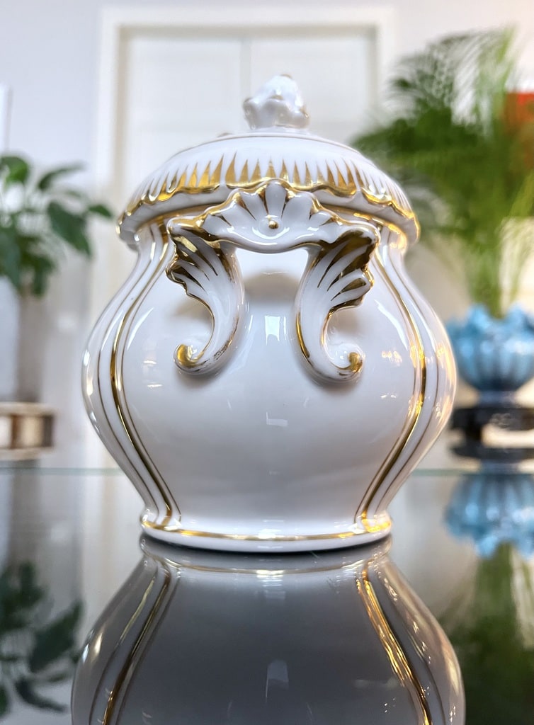 sucrier-en-porcelaine-blanche-vieux-paris-fretel-decor-or-fin-the-cafe-vaisselle-ancienne-brocante-antiquites