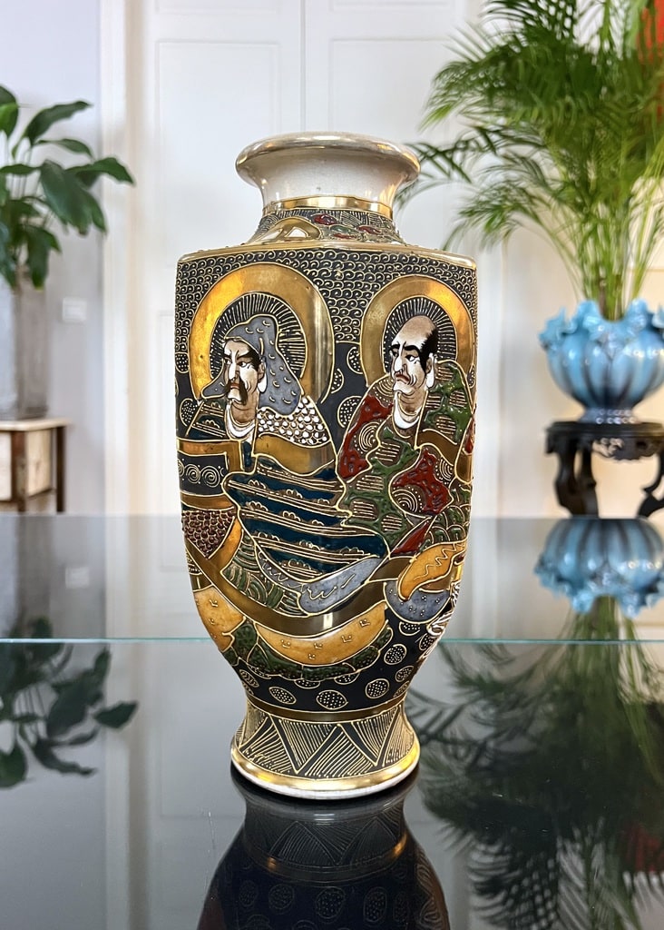 vase-japonais-satsuma-decor-eimaille-polychrome-or-fin-personnages-peints-brocante-decoration-20e-siecle-antiquaire